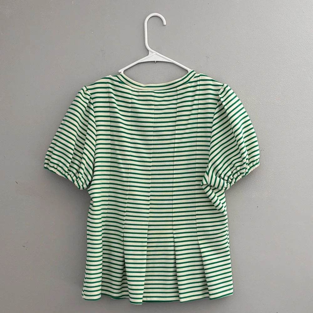 Entro Blouse with Classic Crew Neck - Picture 2 of 5